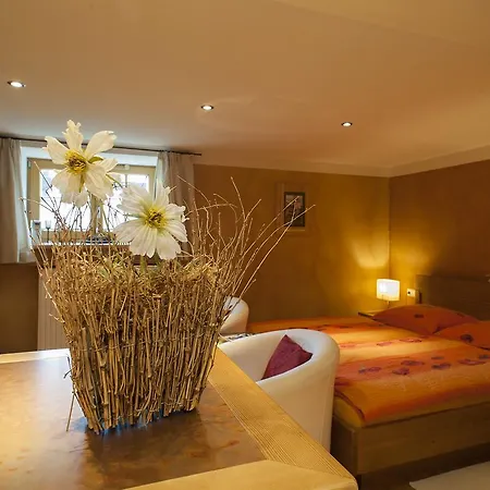 Sonnenalm Mountain 그뢰브밍