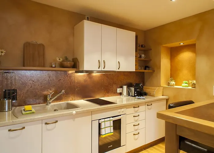 Sonnenalm Mountain 格洛博明